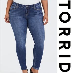 TORRID CLASSIC VINTAGE STRETCH SKINNY JEANS